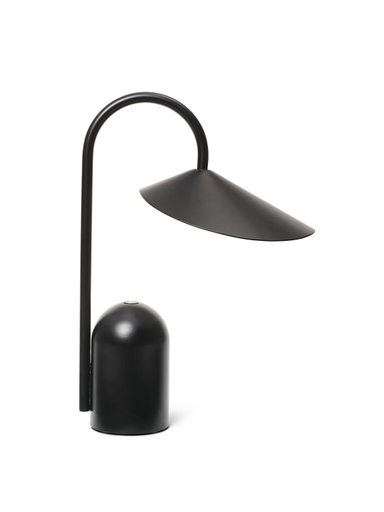 Akku Lampe von FermLiving in schwarz.