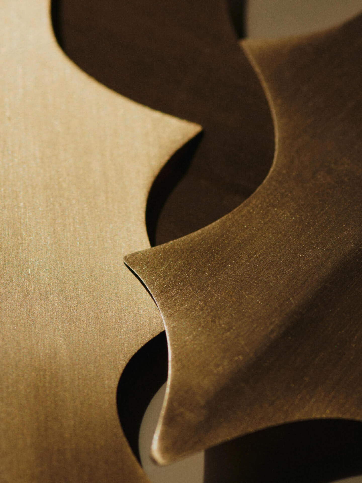 HOLLY Blätter Ornamente BRASS