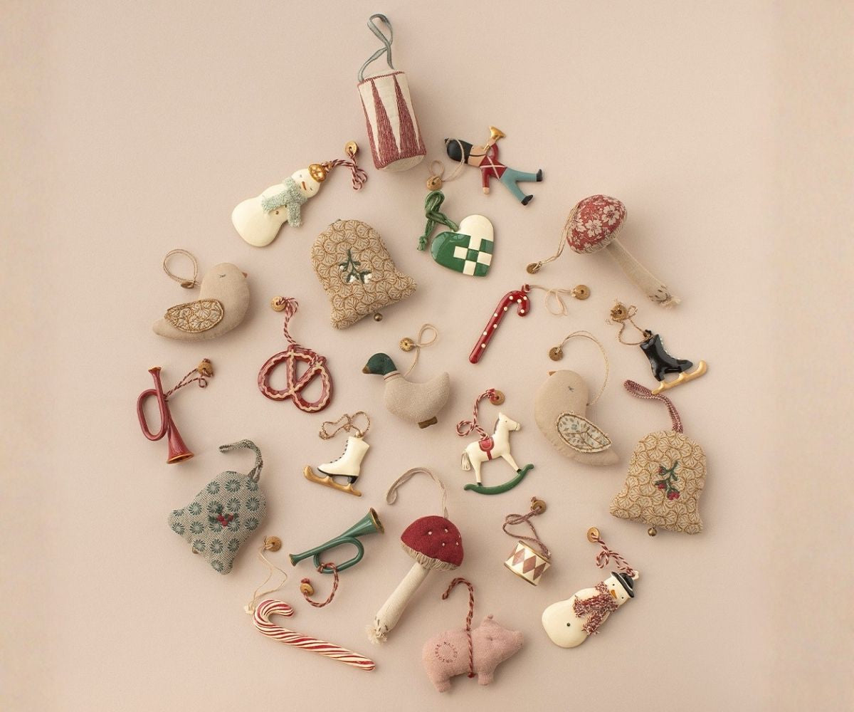 Ornament ZUCKERSTANGE Punkte