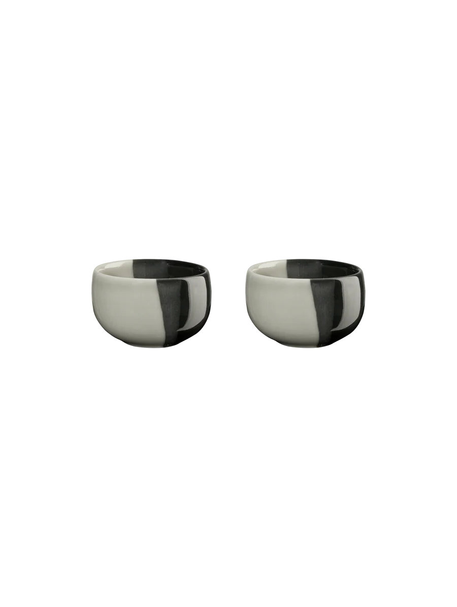 Eierbecher  BLACK CURRENT