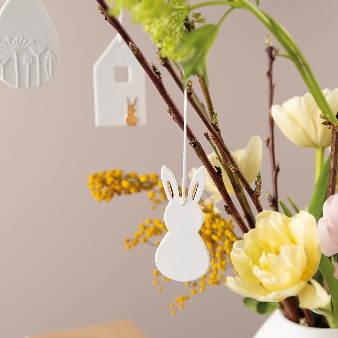 OSTERN Porzellananhänger EI
