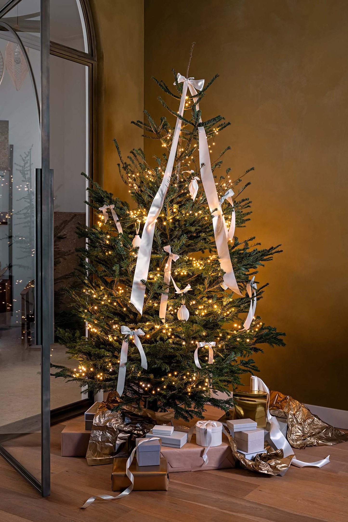 Porzellan Ornament STRIPES