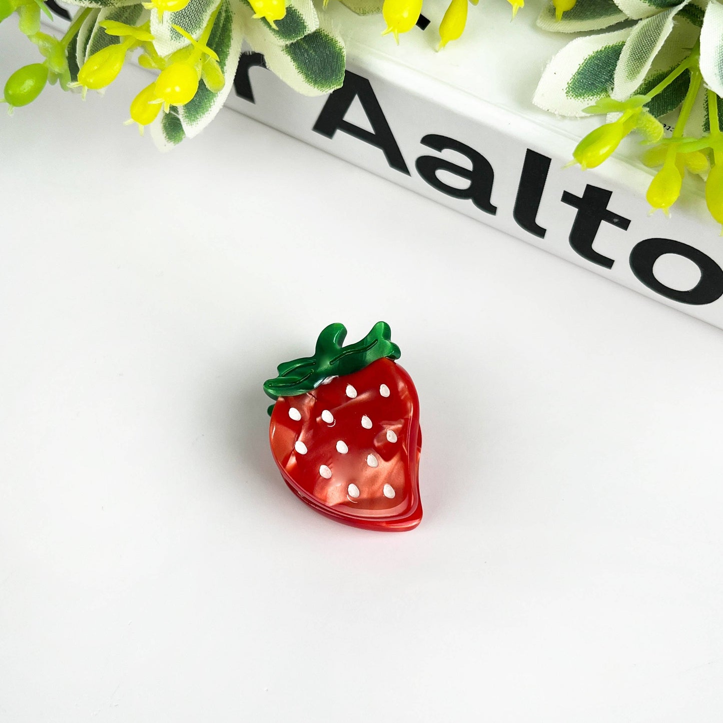 Mini-Haarclip mit Früchtemotiv, kleine Haaraccessoires: Erdbeere