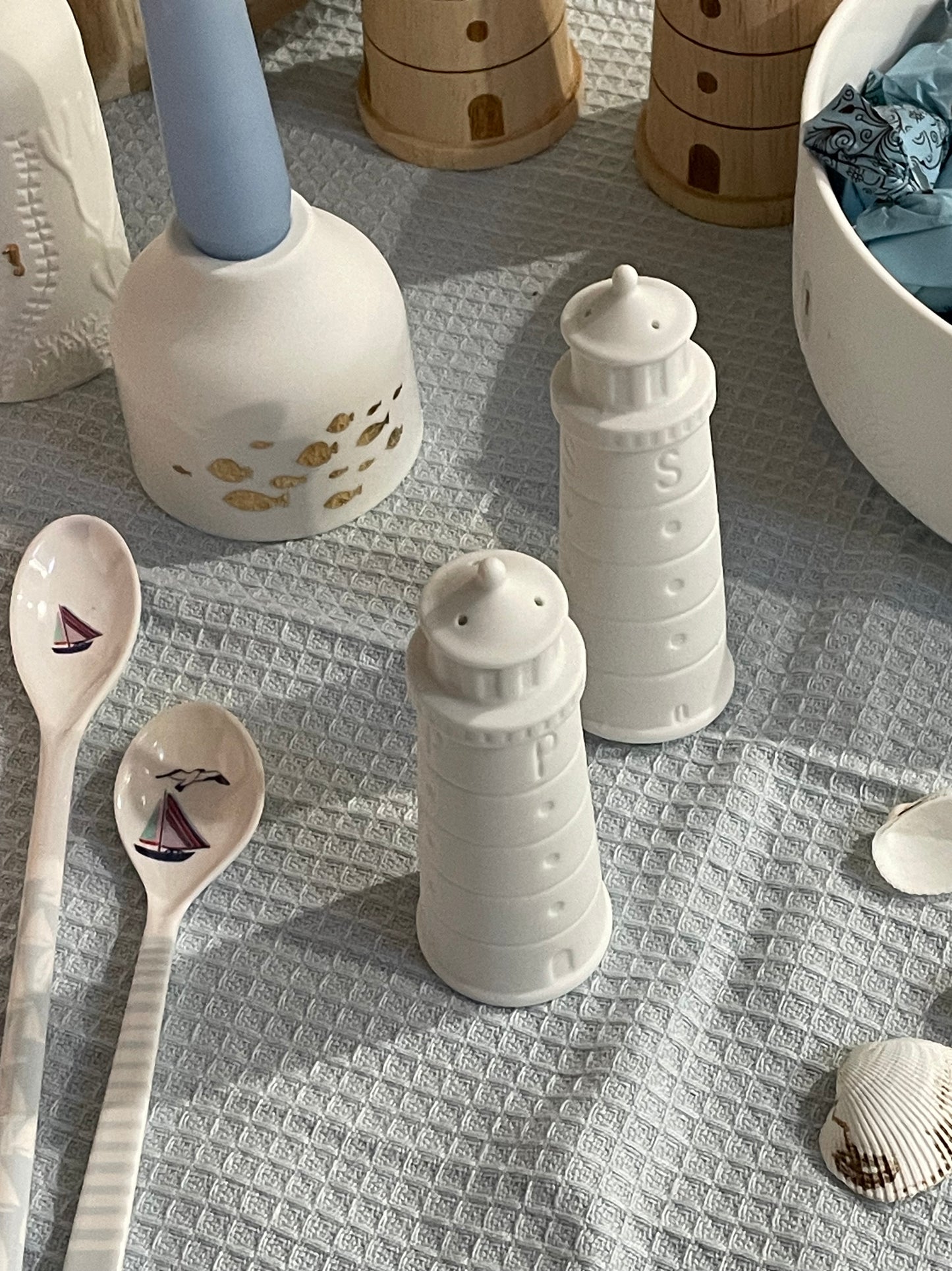 Pacific Giftware Meerjungfrau Salz- & Pfefferstreuer – Magisches Dekor Für Die Küche (Keramik, 6,2 X 5,1 X 9,8 Cm)