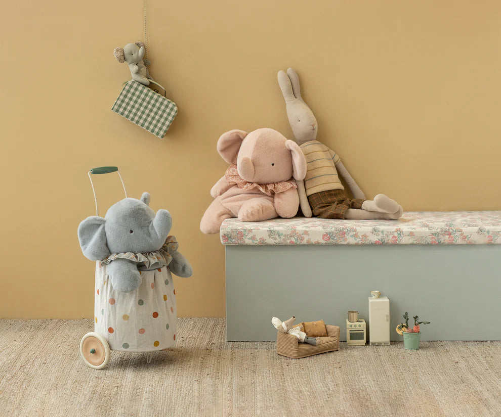 ELEFANT Plüsch Powder groß