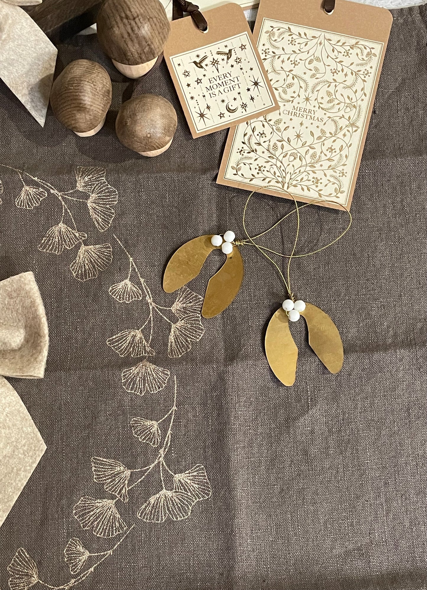 MISTEL Anhängerchen Messing / Perle