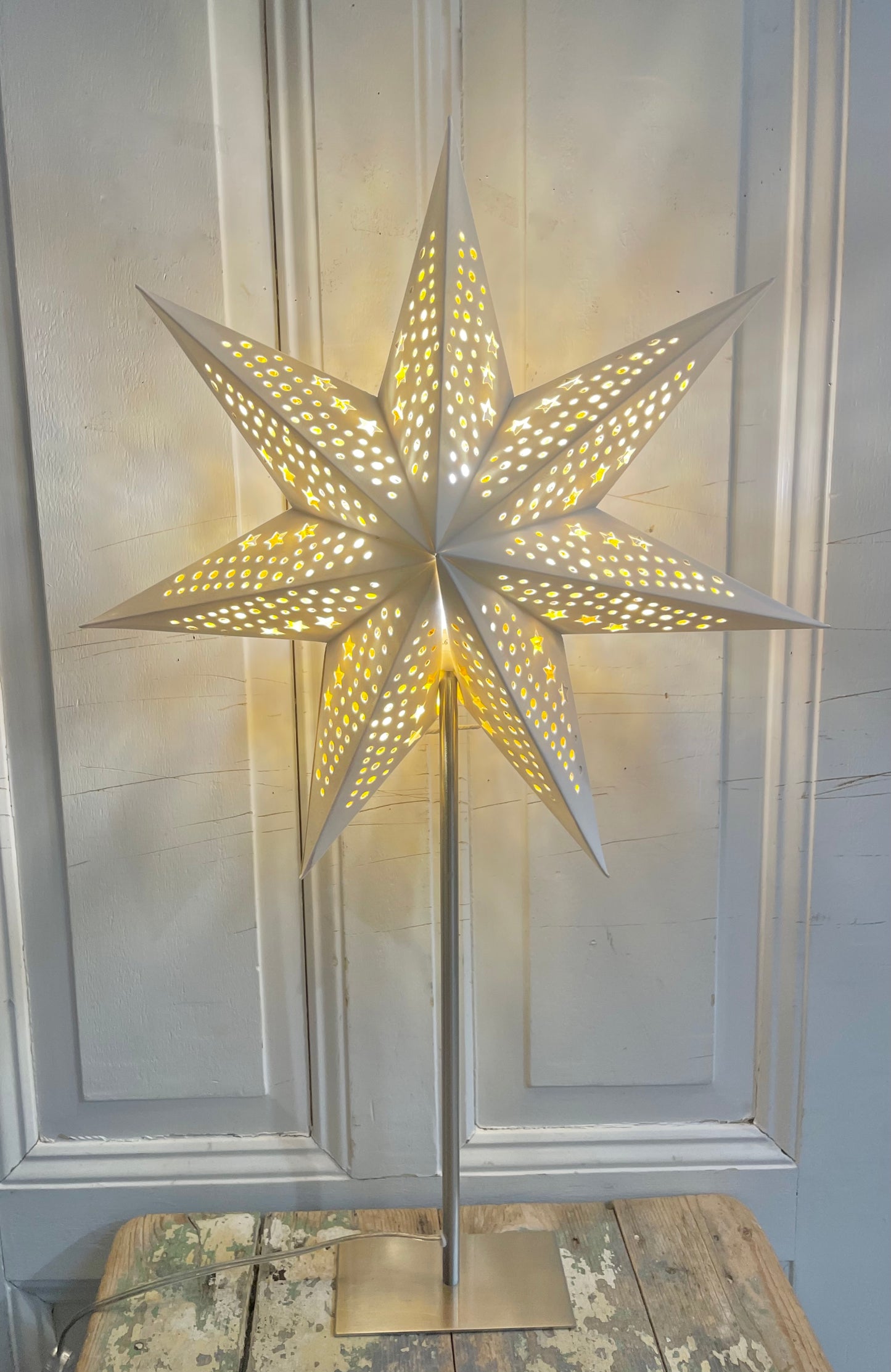 Leuchtstern SAMTPAPIER mit Ständer