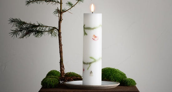 Christmas Pillar Candle W5,8 x H22 cm